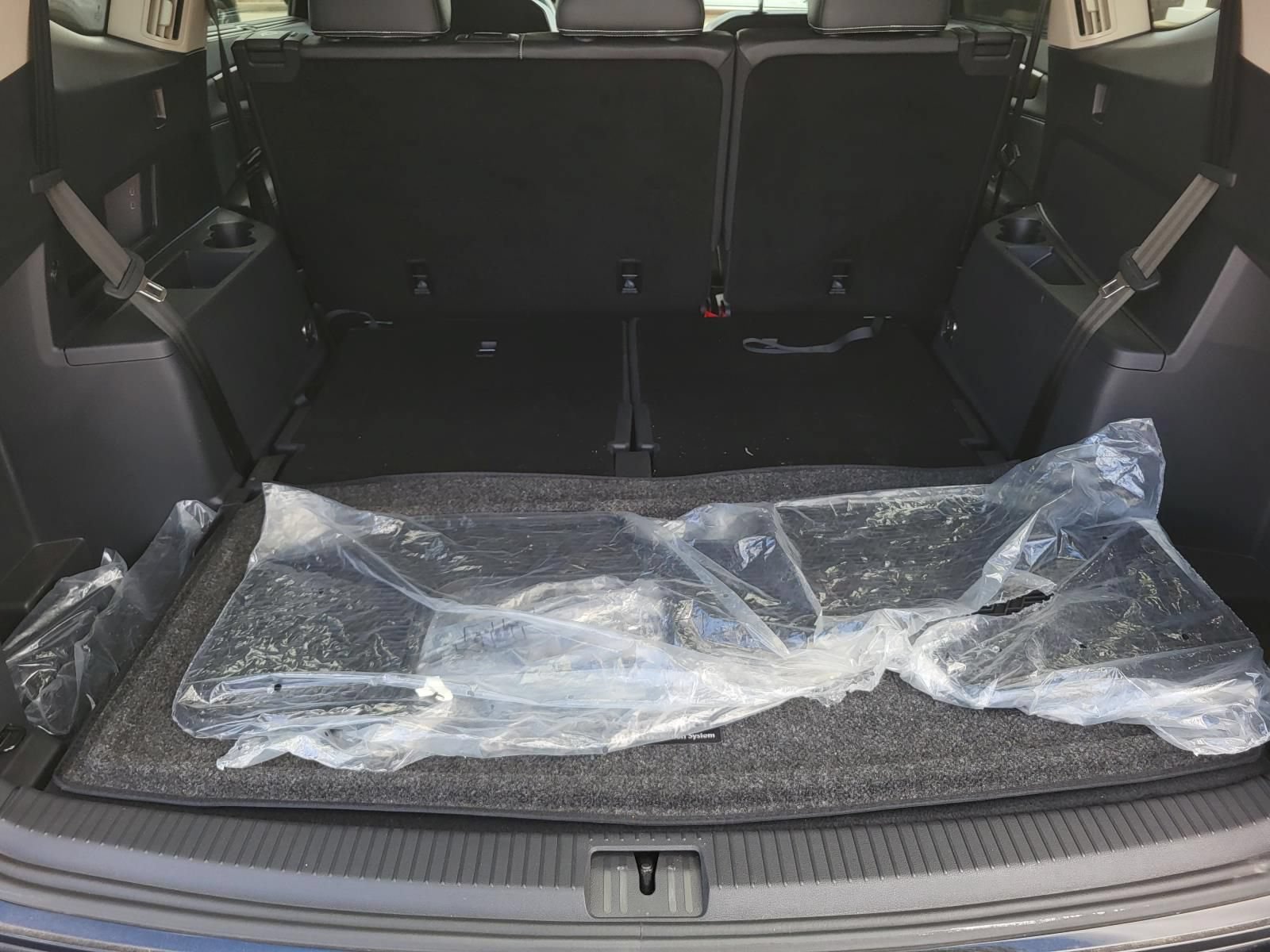 Used 2024 Volkswagen Atlas SE FWD image 15