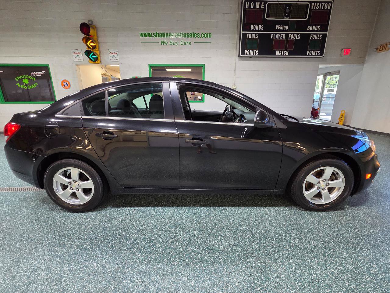 Used 2015 Chevrolet Cruze LT FWD image 5