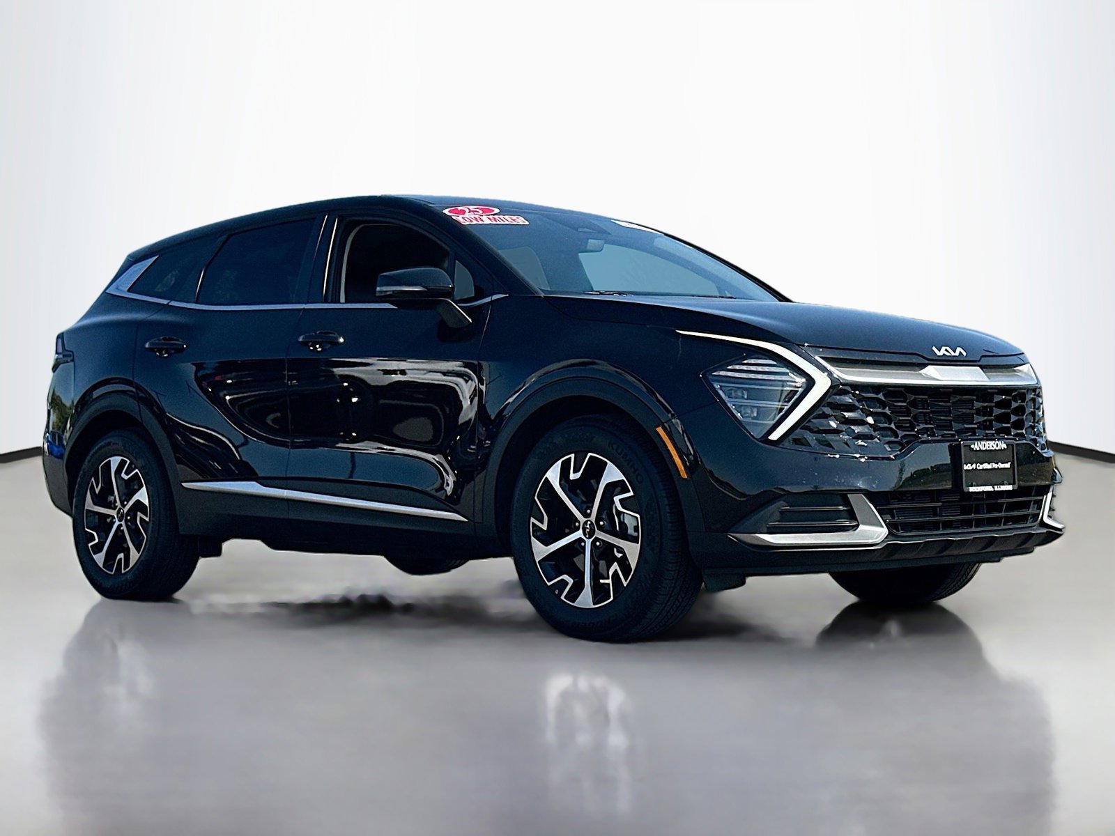 Used 2025 Kia Sportage EX image 1