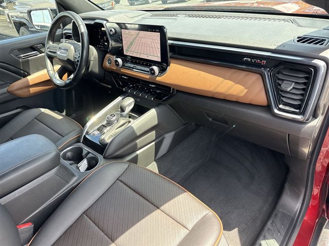 Certified 2023 GMC Canyon AT4 w/ AT4 Premium Package AWD/4WD image 31
