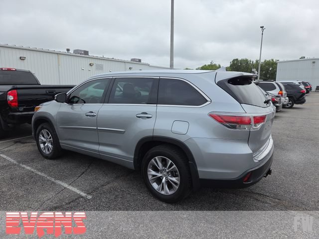 Used 2015 Toyota Highlander XLE AWD/4WD image 4