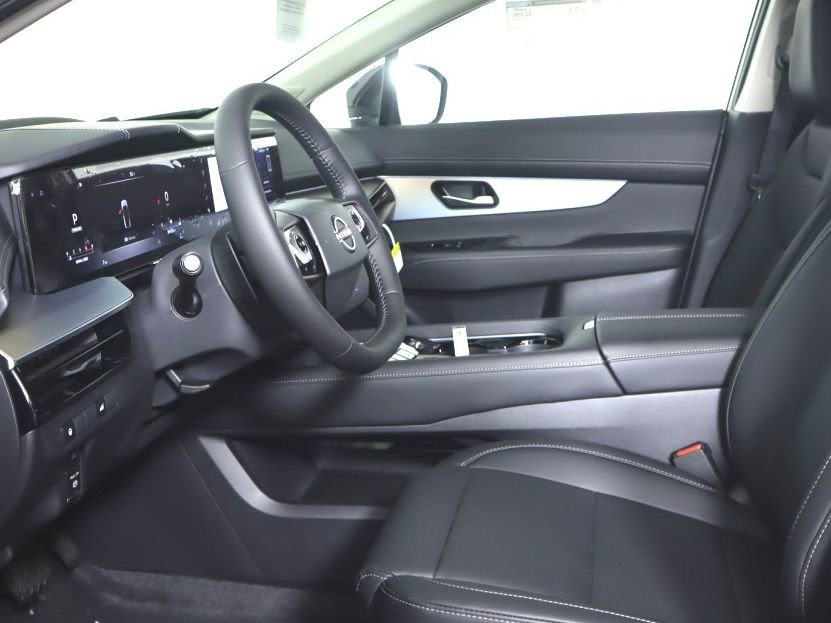 New 2026 Nissan Murano SL image 13