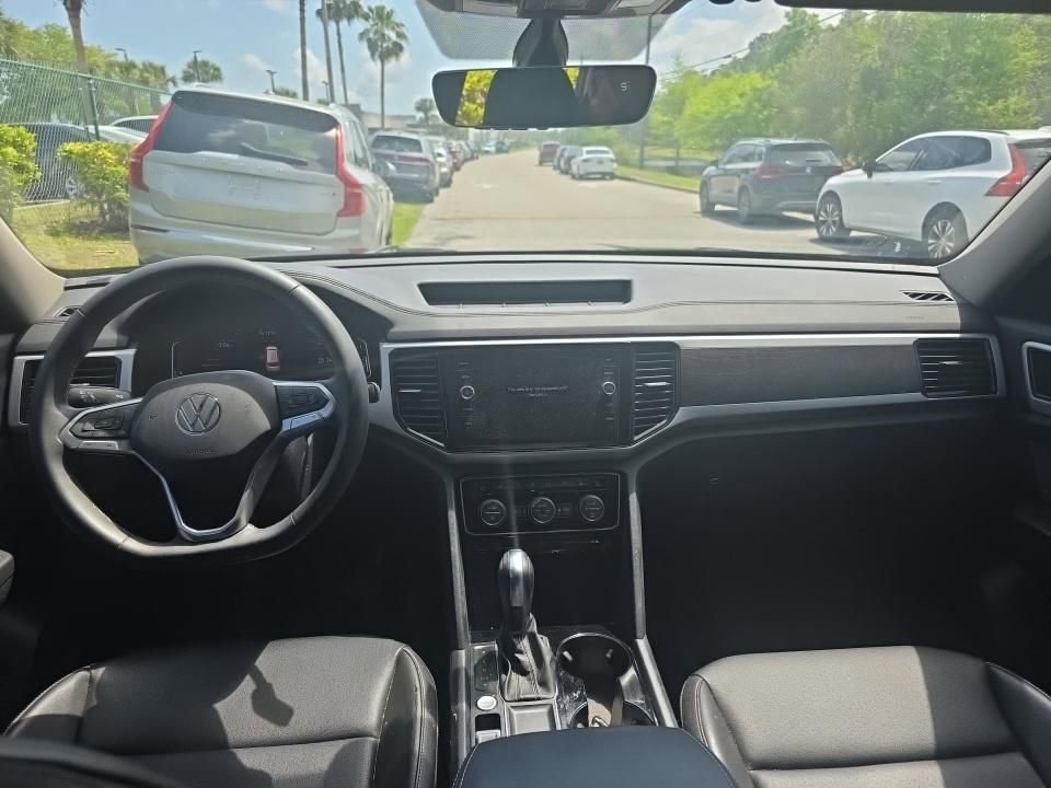 Used 2023 Volkswagen Atlas SE image 9