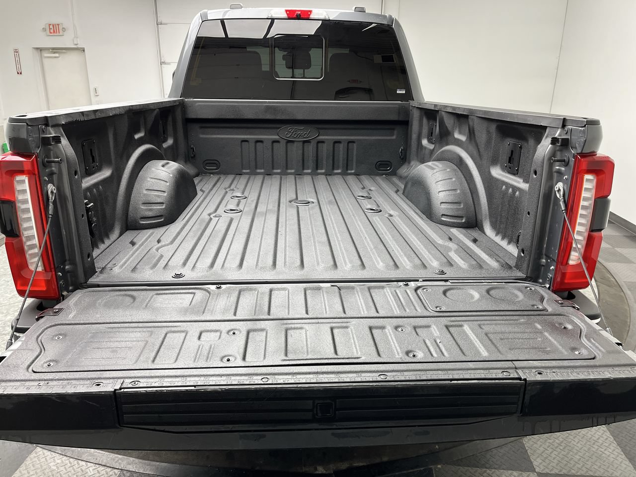 Certified 2023 Ford F250 Lariat AWD/4WD image 36