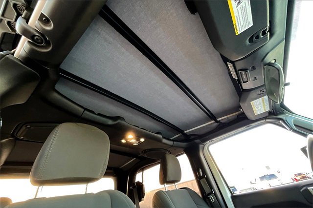 Used 2021 Jeep Wrangler Sport image 24