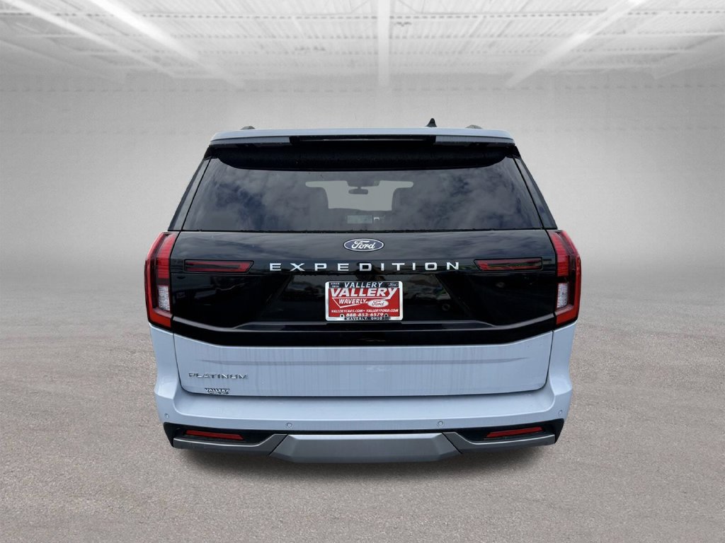 New 2026 Ford Expedition Platinum w/ Platinum Ultimate Package AWD/4WD image 5