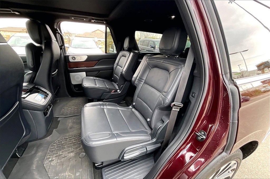 Used 2023 Lincoln Navigator Reserve image 24