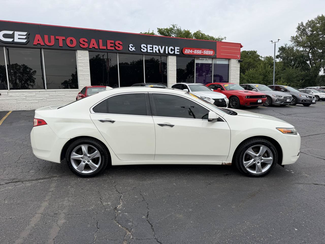 Used 2011 Acura TSX w/ Technology Package FWD image 8