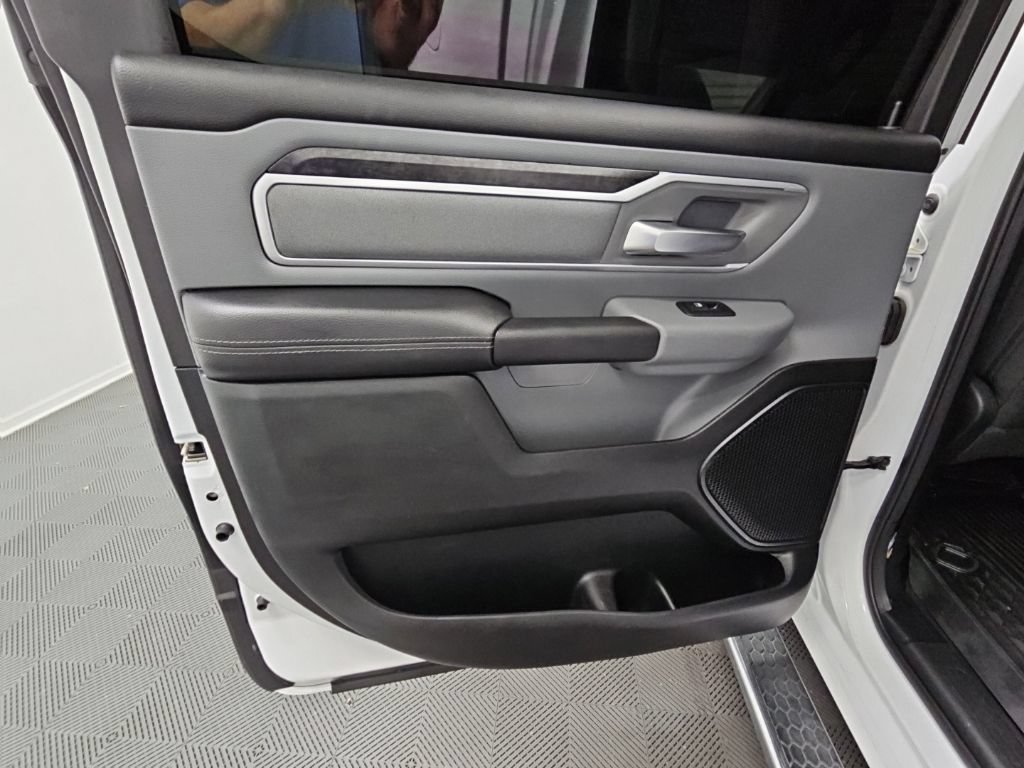 Used 2021 RAM 1500 Big Horn AWD/4WD image 34
