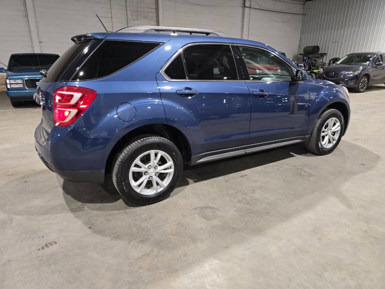 Used 2016 Chevrolet Equinox LT w/ Convenience Package image 12