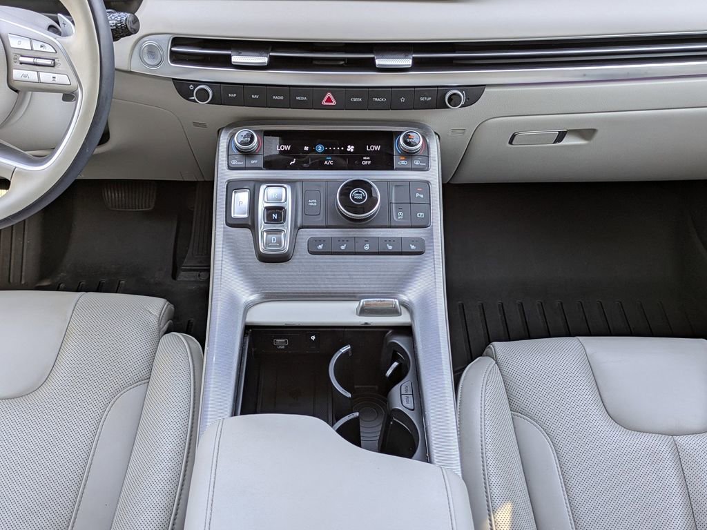 Used 2023 Hyundai Palisade Calligraphy image 20