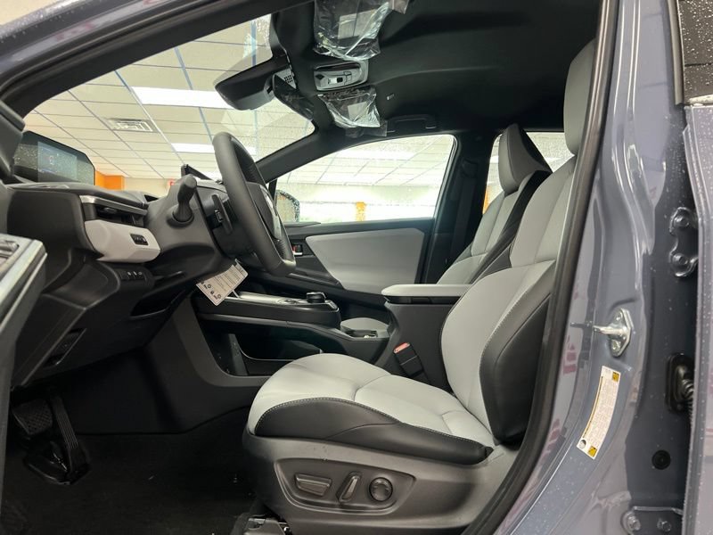 New 2026 Subaru Solterra AWD/4WD image 21