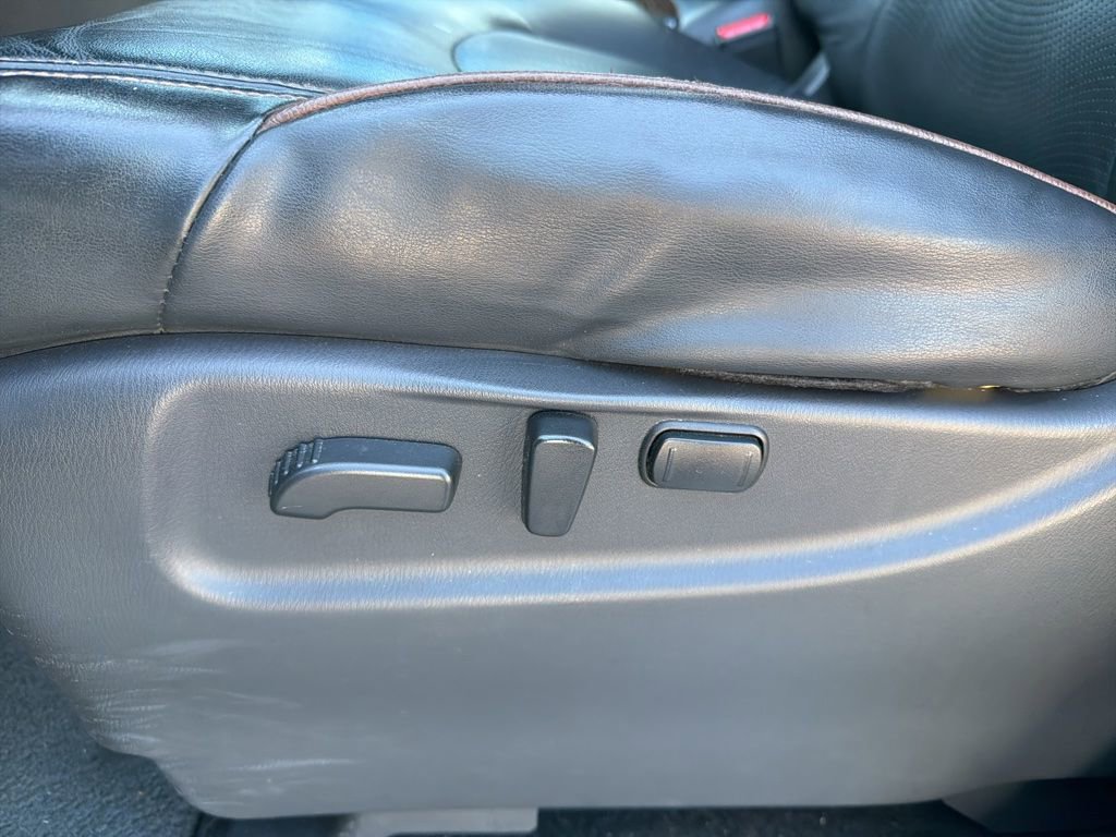 Used 2019 Nissan Armada Platinum image 16
