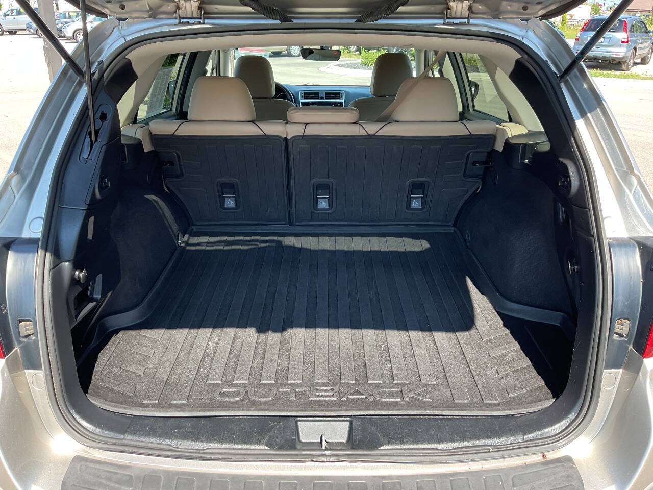 Used 2018 Subaru Outback 2.5i Limited AWD/4WD image 36