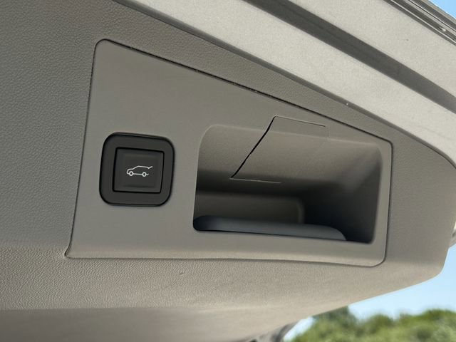 New 2025 Cadillac XT5 Premium Luxury w/ Technology Package image 11