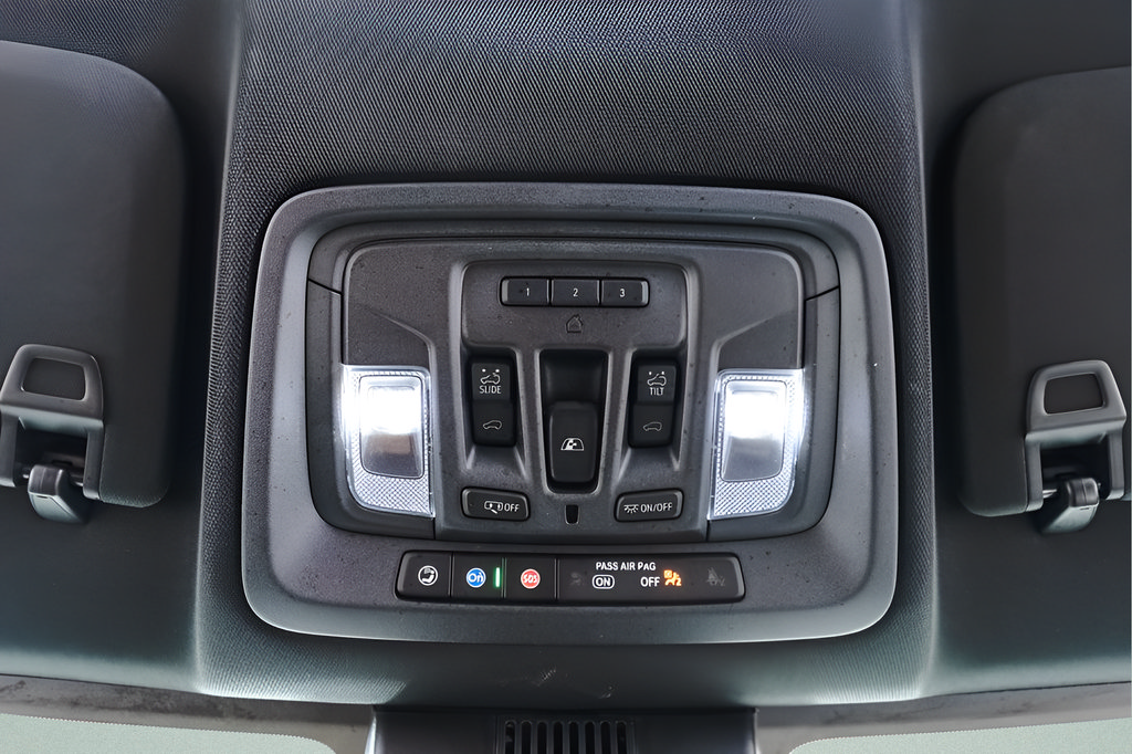 Used 2024 GMC Sierra 1500 AT4 w/ AT4 Preferred Package AWD/4WD image 19