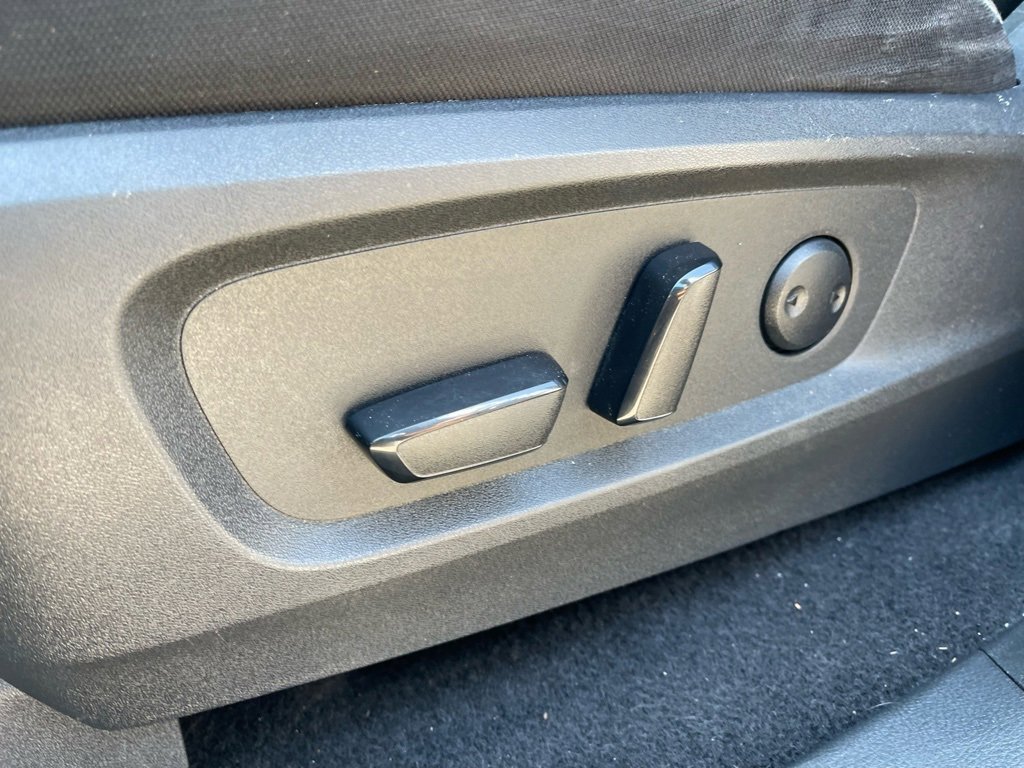 Used 2022 Nissan Pathfinder SV image 26