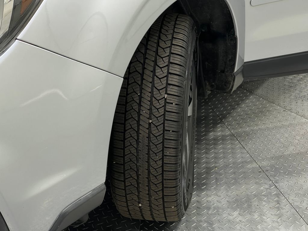 Used 2018 Subaru Forester 2.5i Premium w/ All-Weather Package image 34