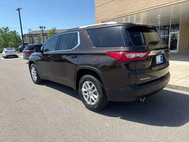 Used 2018 Chevrolet Traverse LT FWD image 2