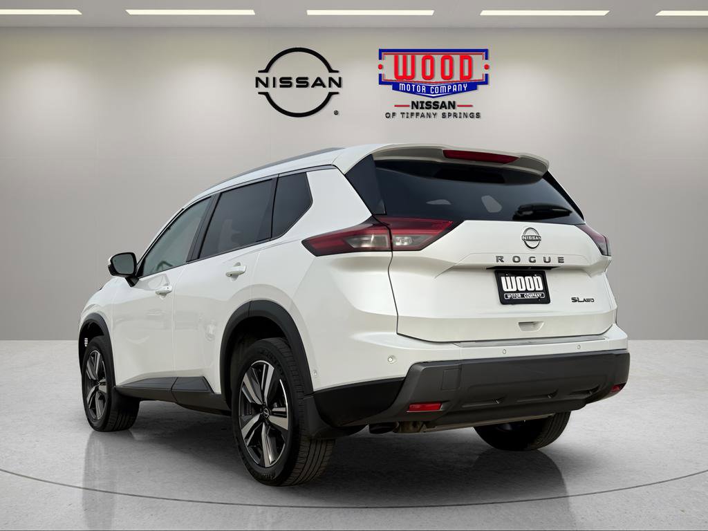 Certified 2025 Nissan Rogue SL image 7