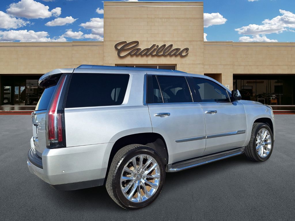Used 2020 Cadillac Escalade Luxury image 3