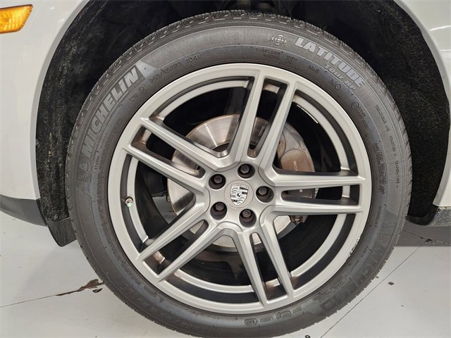 Used 2019 Porsche Macan image 8