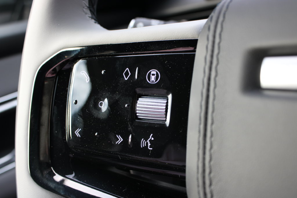 New 2026 Land Rover Range Rover Velar S AWD/4WD image 18