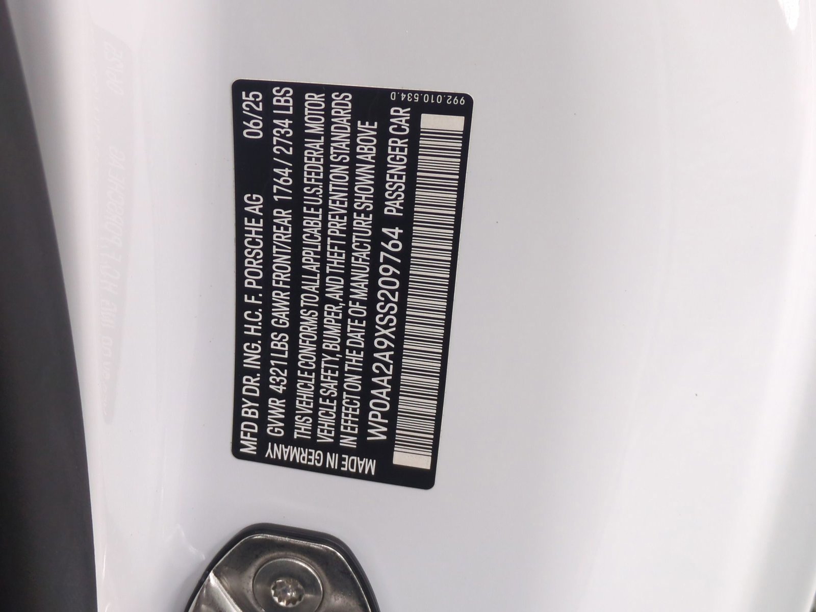 Used 2025 Porsche 911 Carrera RWD image 27