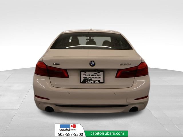 Used 2018 BMW 530i xDrive AWD/4WD image 3