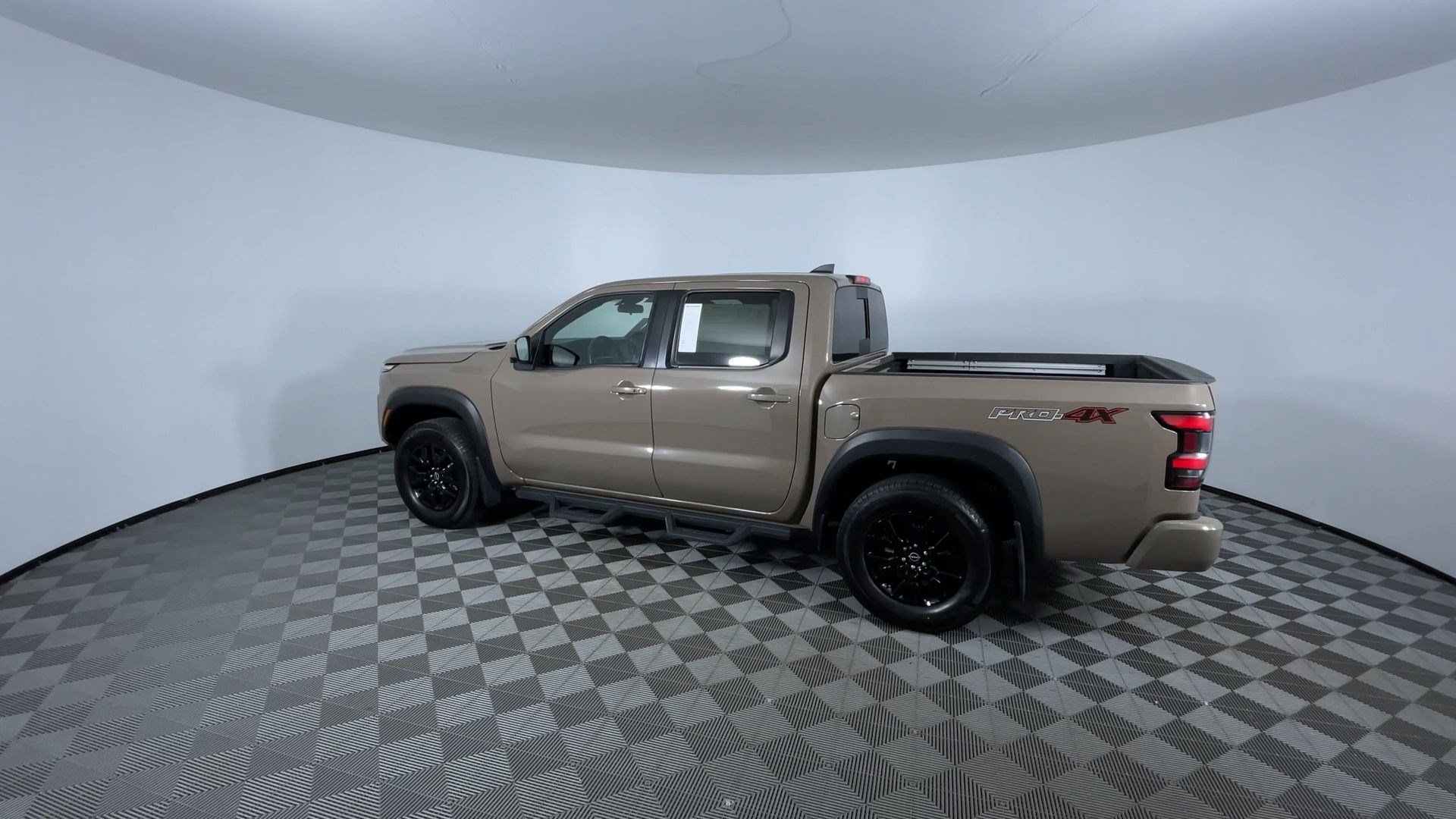 Certified 2023 Nissan Frontier PRO-4X w/ Pro Convenience Package AWD/4WD image 6