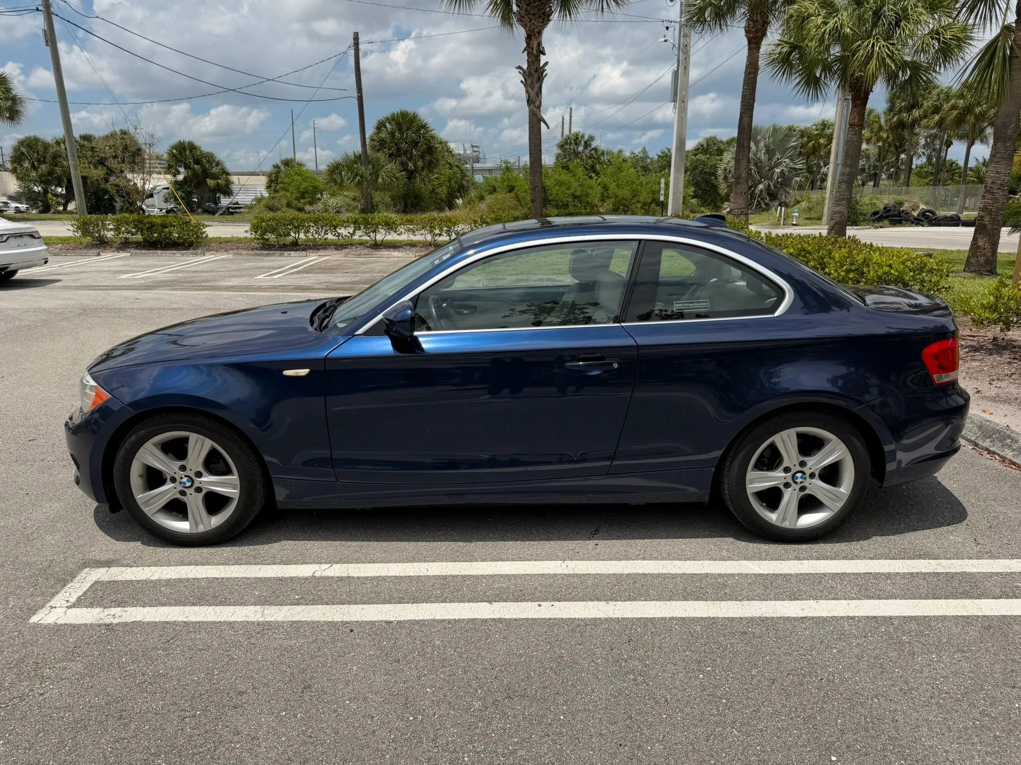 Used 2013 BMW 128i Coupe RWD image 3