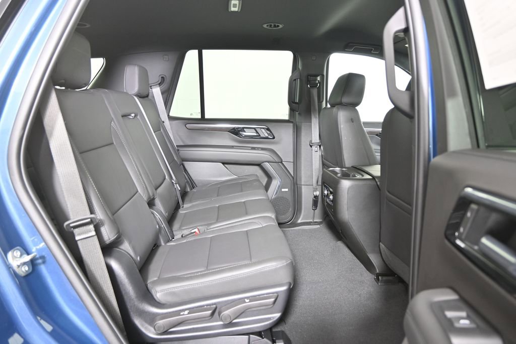 Used 2025 Chevrolet Tahoe LT w/ Comfort Package image 15