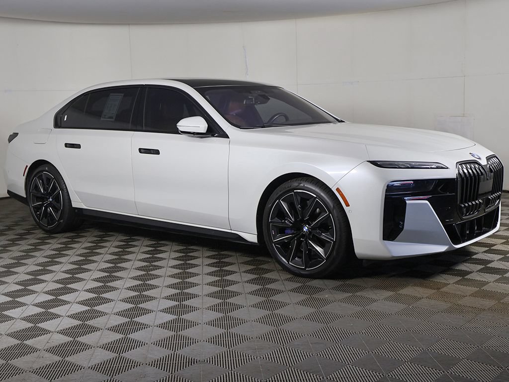 Used 2023 BMW 760i xDrive AWD/4WD image 51