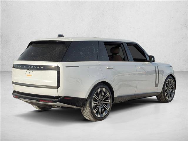 New 2026 Land Rover Range Rover Long Wheelbase SE image 2