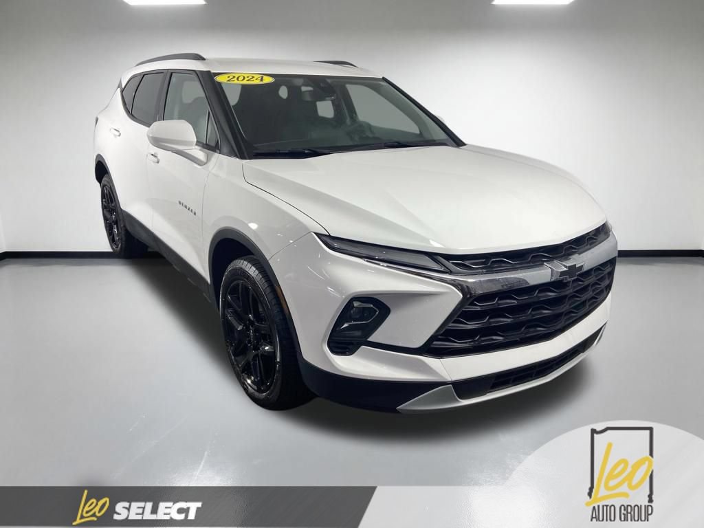 Used 2024 Chevrolet Blazer LT w/ Convenience Package AWD/4WD image 9
