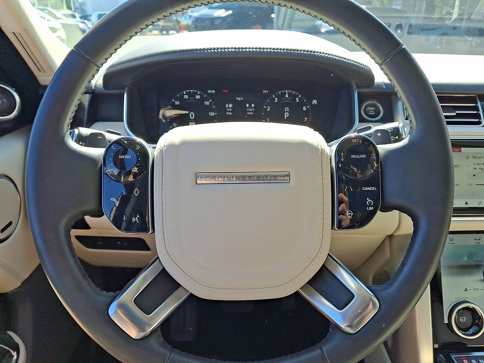Used 2020 Land Rover Range Rover HSE AWD/4WD image 19