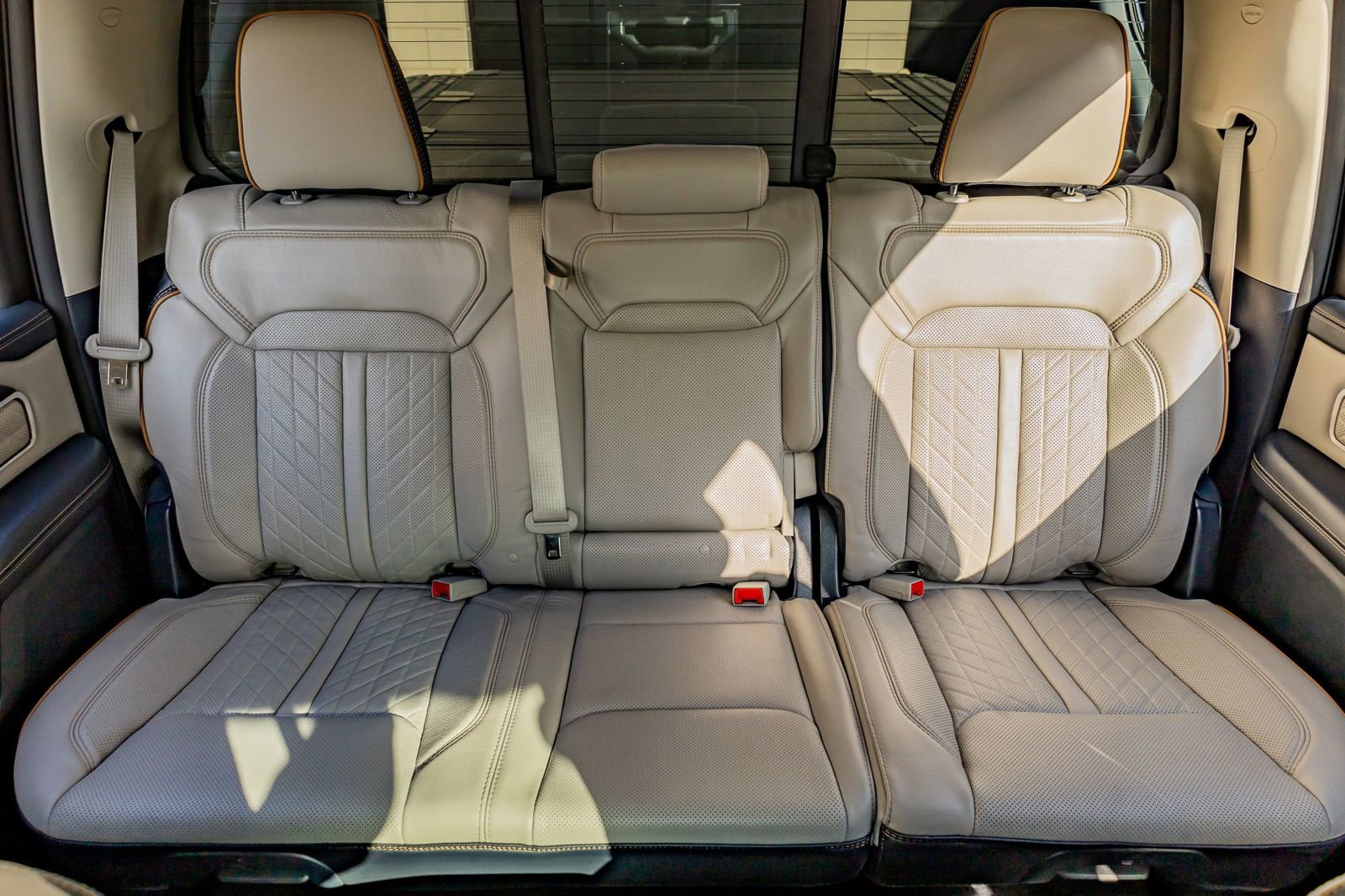 Used 2025 RAM 1500 Tungsten w/ Off Road Group image 35