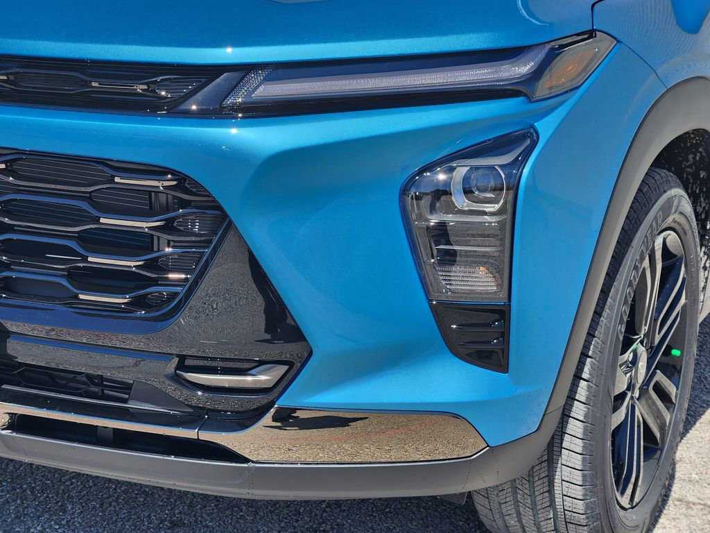 New 2026 Chevrolet Trax ACTIV w/ Sunroof Package FWD image 6
