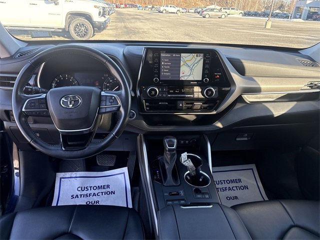 Used 2021 Toyota Highlander XLE image 21