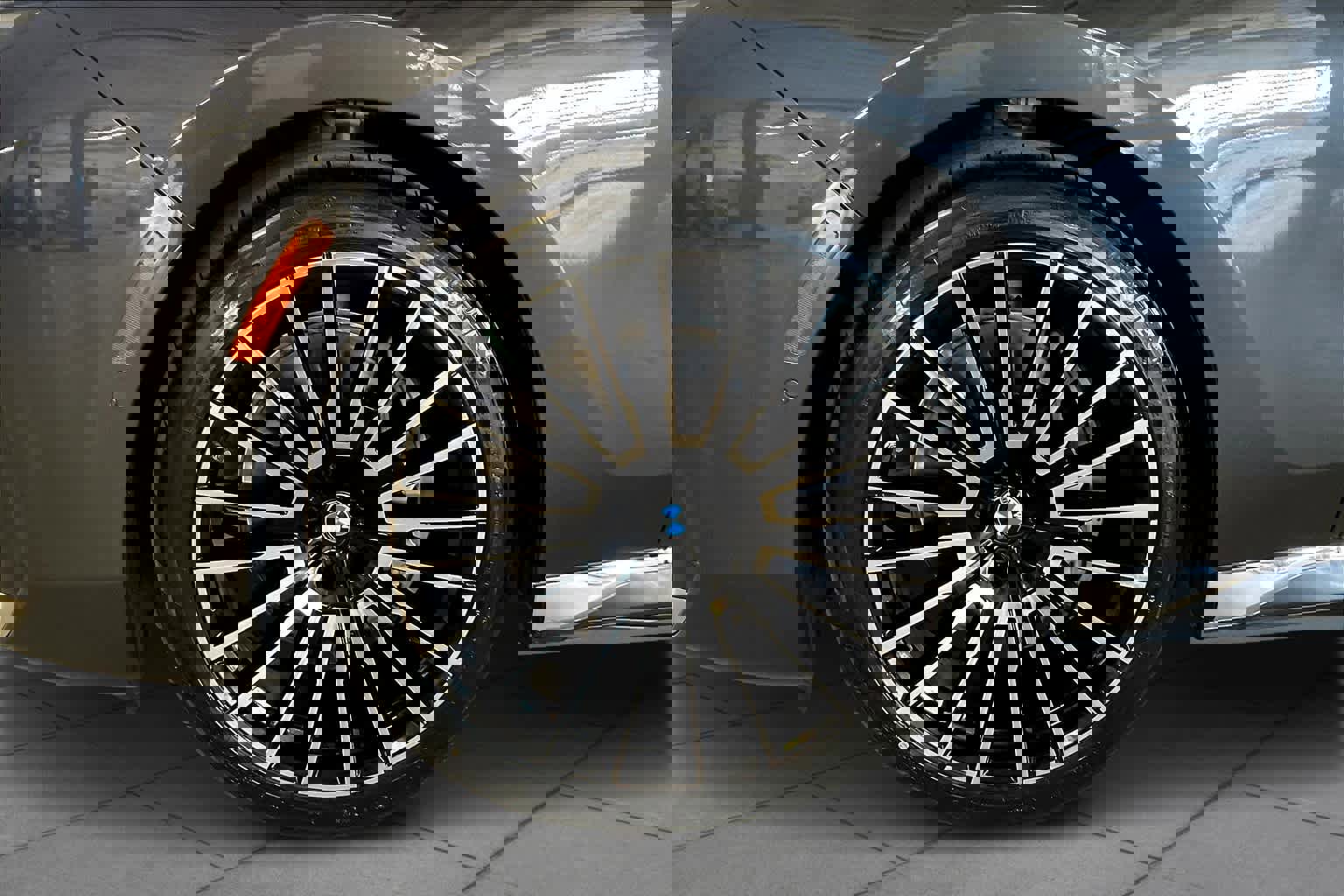 Used 2025 BMW i7 eDrive50 image 11