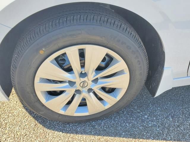 New 2025 Nissan Sentra S image 9