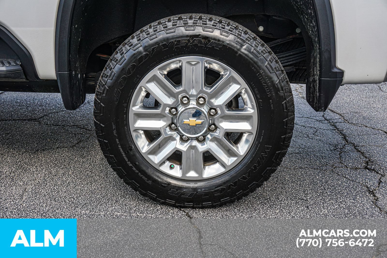 Used 2025 Chevrolet Silverado 3500 High Country w/ High Country Premium Package AWD/4WD image 15