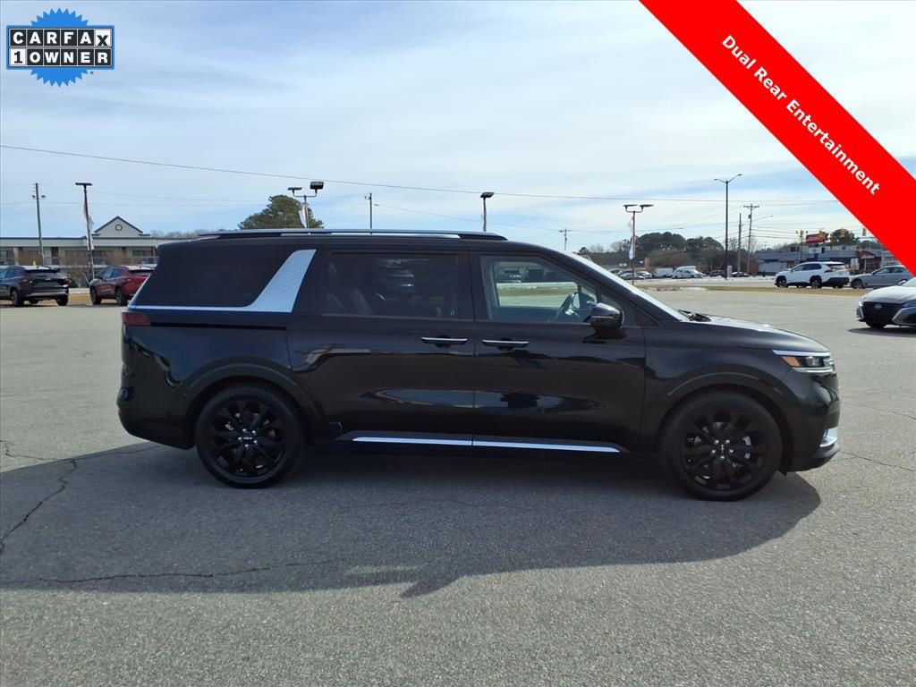Used 2022 Kia Carnival SX Prestige image 6