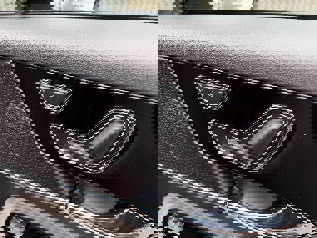 New 2026 Lincoln Corsair Premiere image 26