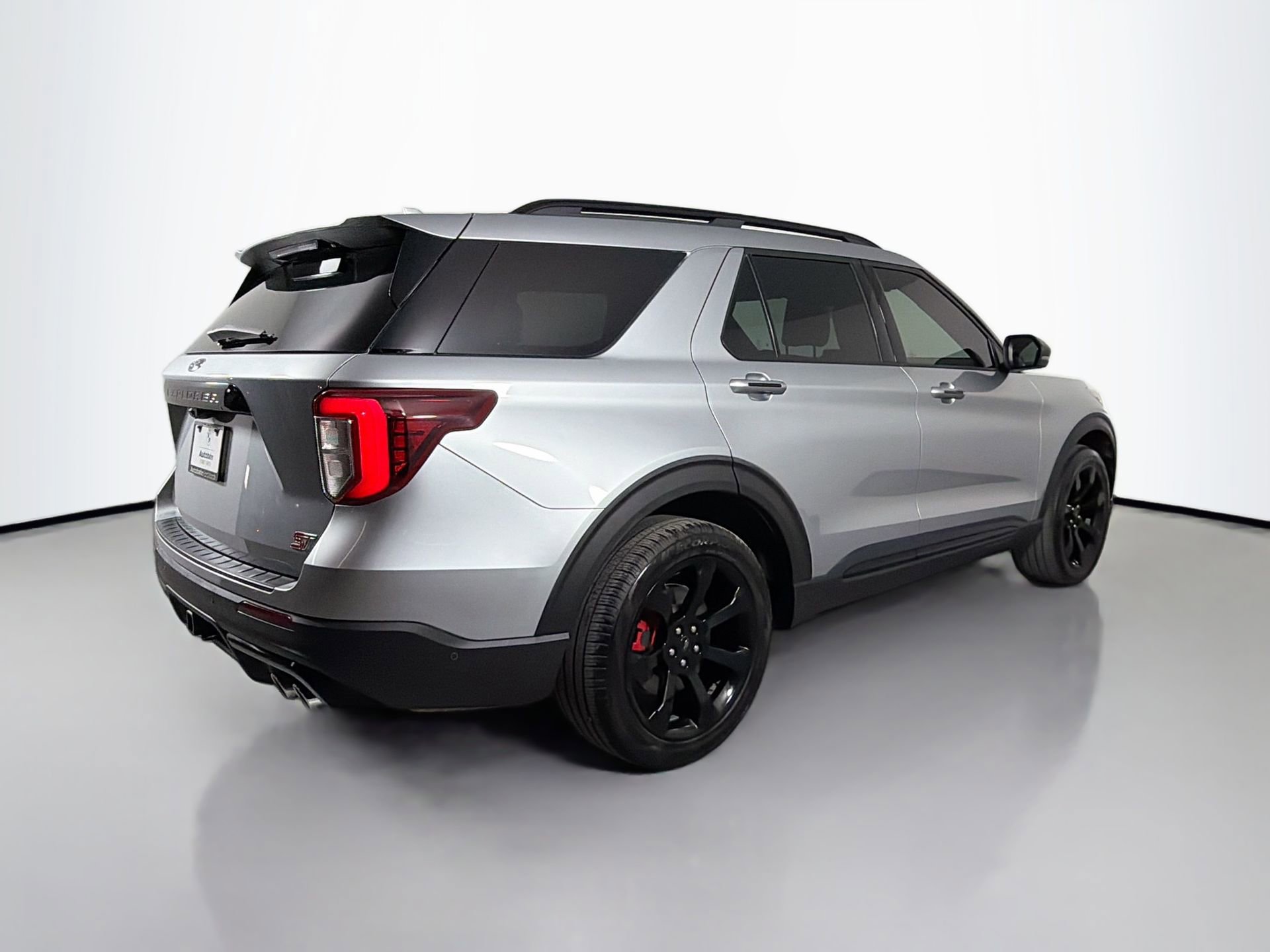 Used 2020 Ford Explorer ST w/ ST Street Pack image 6