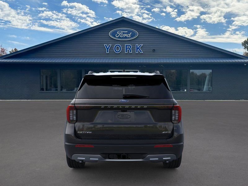New 2026 Ford Explorer Active w/ Active Comfort Package AWD/4WD image 5