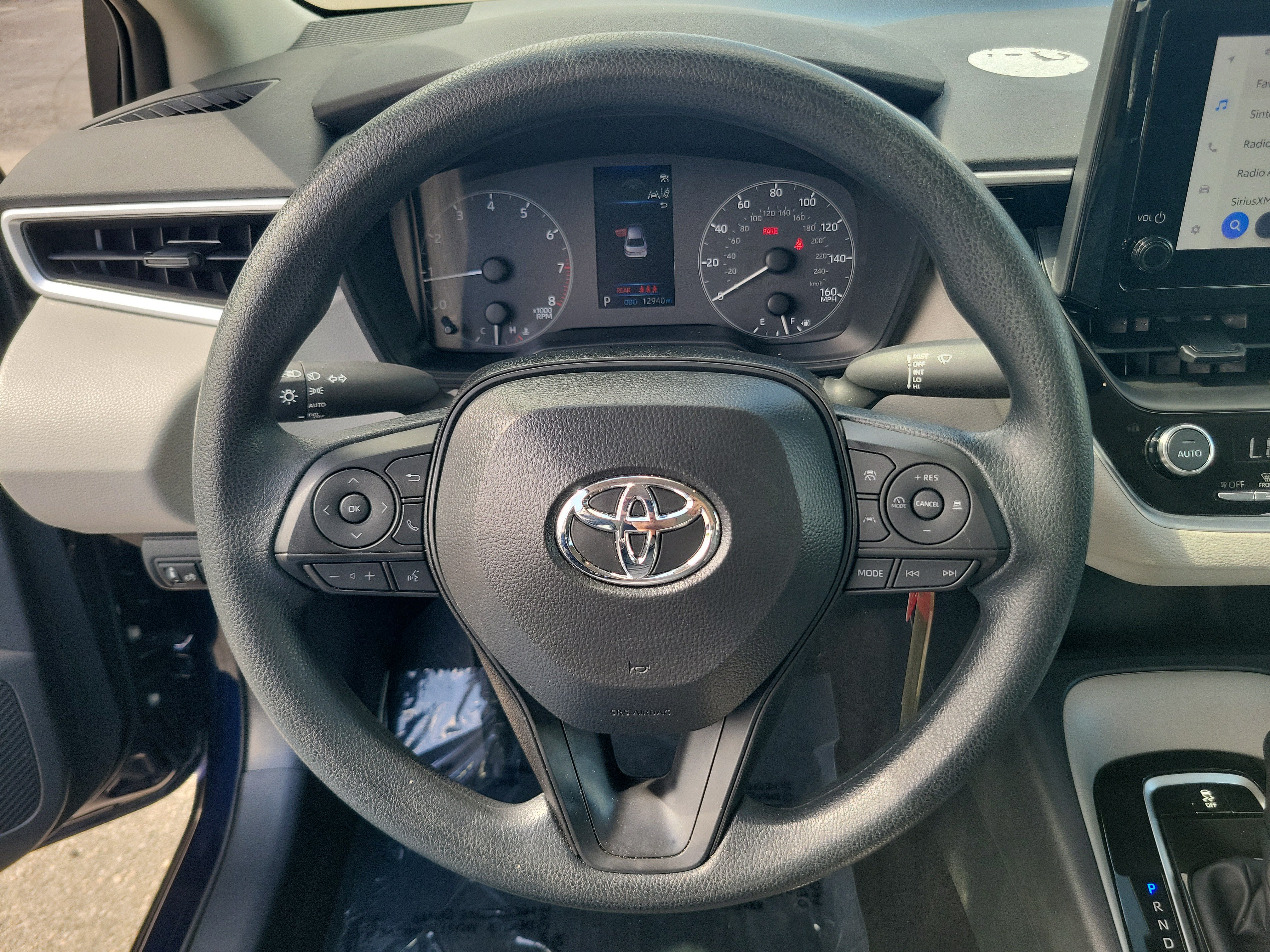 Used 2025 Toyota Corolla LE FWD image 18