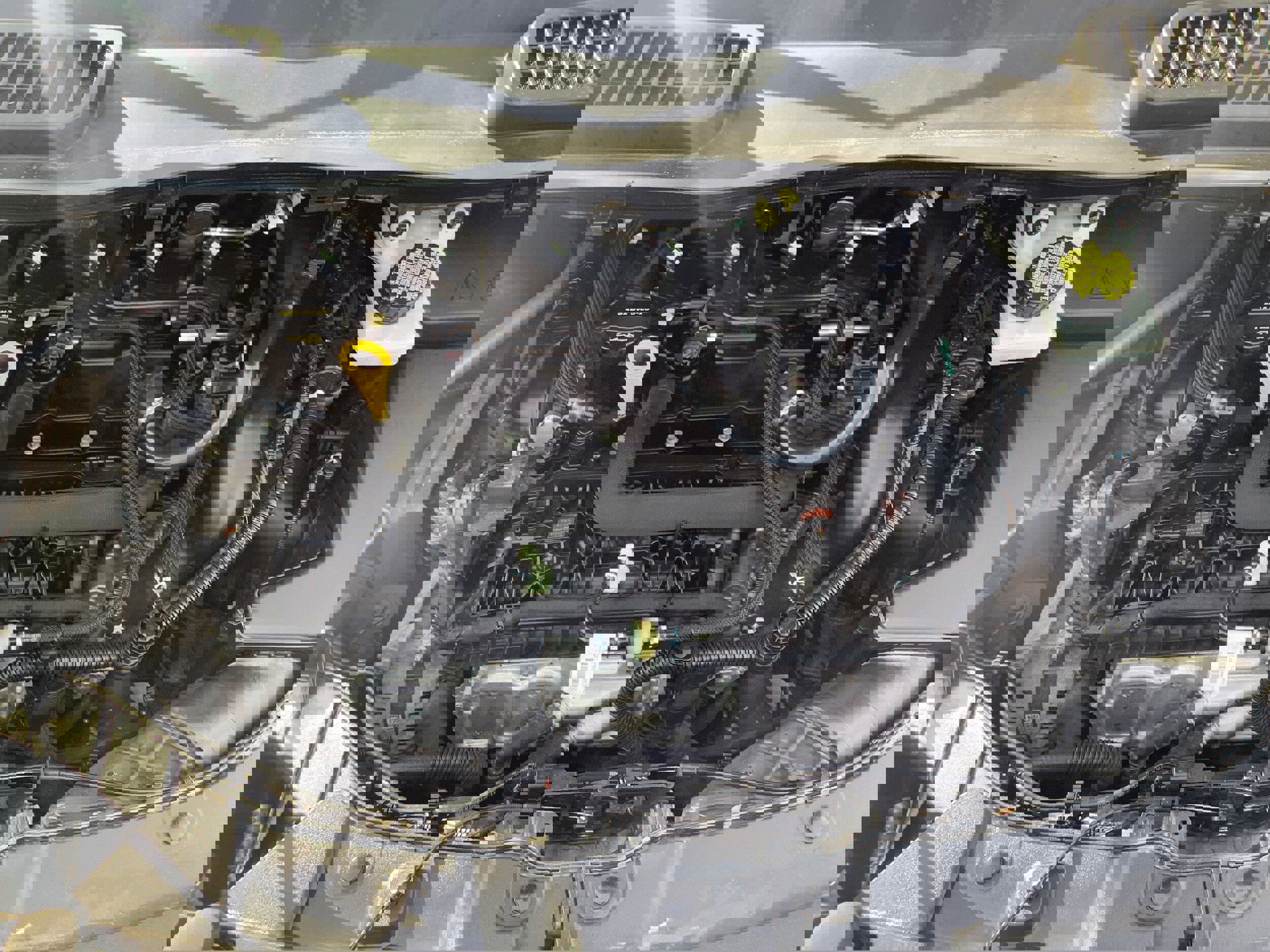 Used 2018 Ford Escape SE w/ SE Sync 3 Package image 9