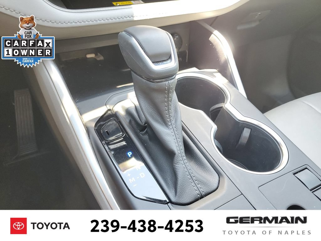 Used 2023 Toyota Highlander XLE FWD image 27