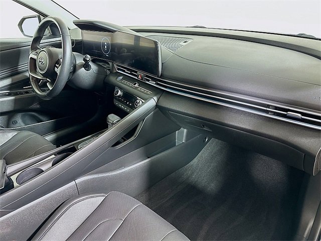 Used 2023 Hyundai Elantra Limited w/ Cargo Package image 32